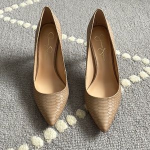 Jessica Simpson pumps. Size 8.5
